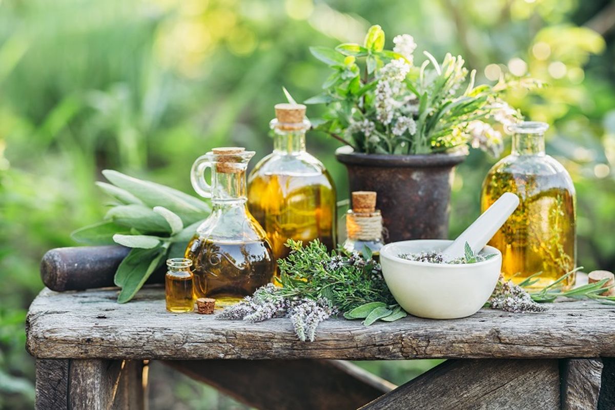 Racikan Herbal & Minyak Astiri