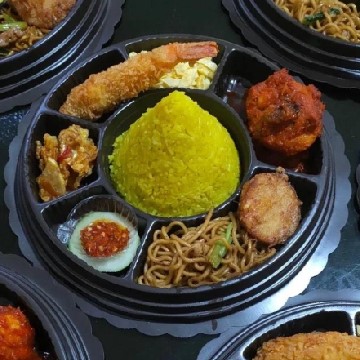 Tumpeng Mini