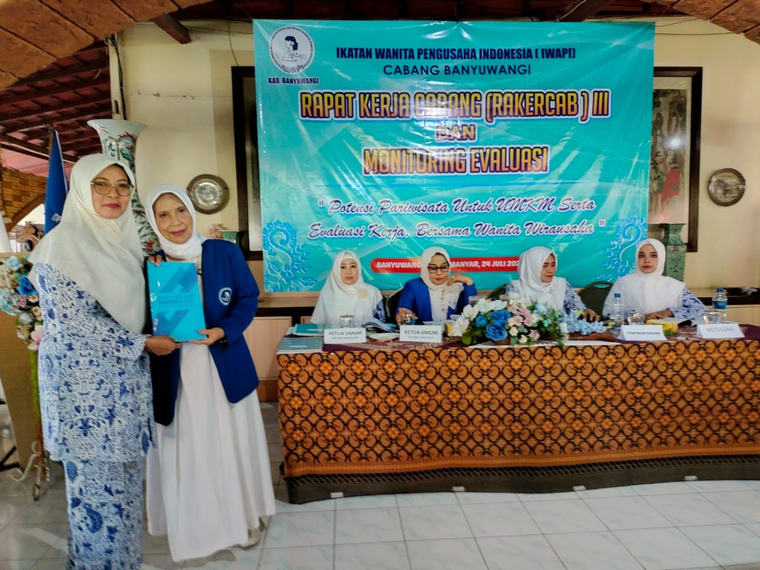 gambar IWAPI Banyuwangi Gandeng GATA