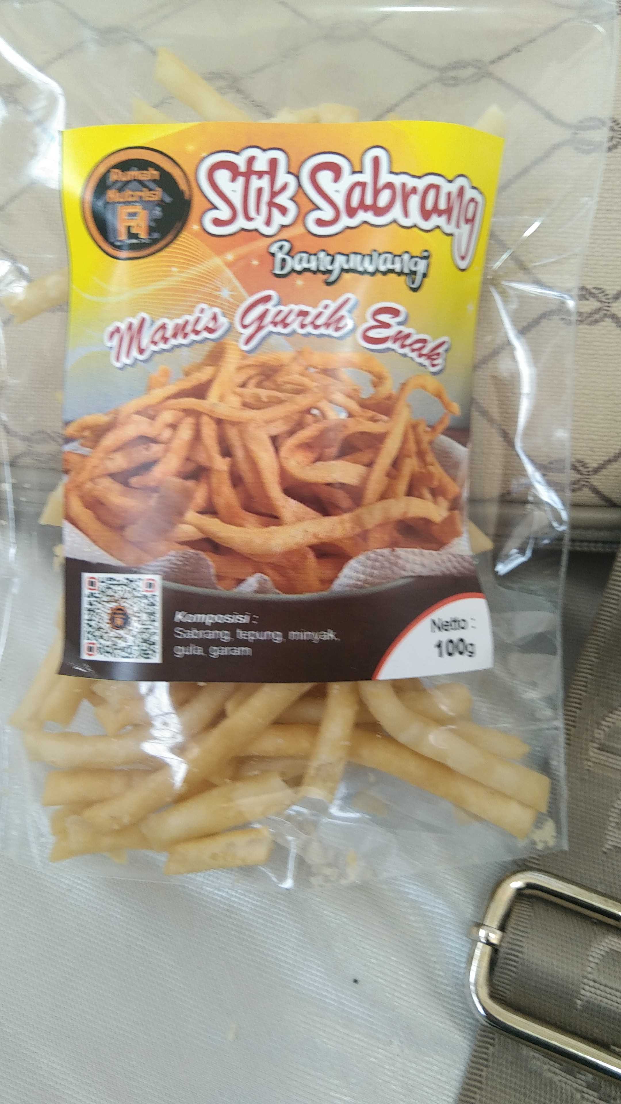 gambar Camilan sehat . Paparan Gambar : <p xss=removed>Ada camilan namanya steak sabreng Banyuwangi dibuat dari ubi jalar dikemas kemudian ada di di fabel di sini harganya cuman rp10.000 guys ayo beli yuk</p>