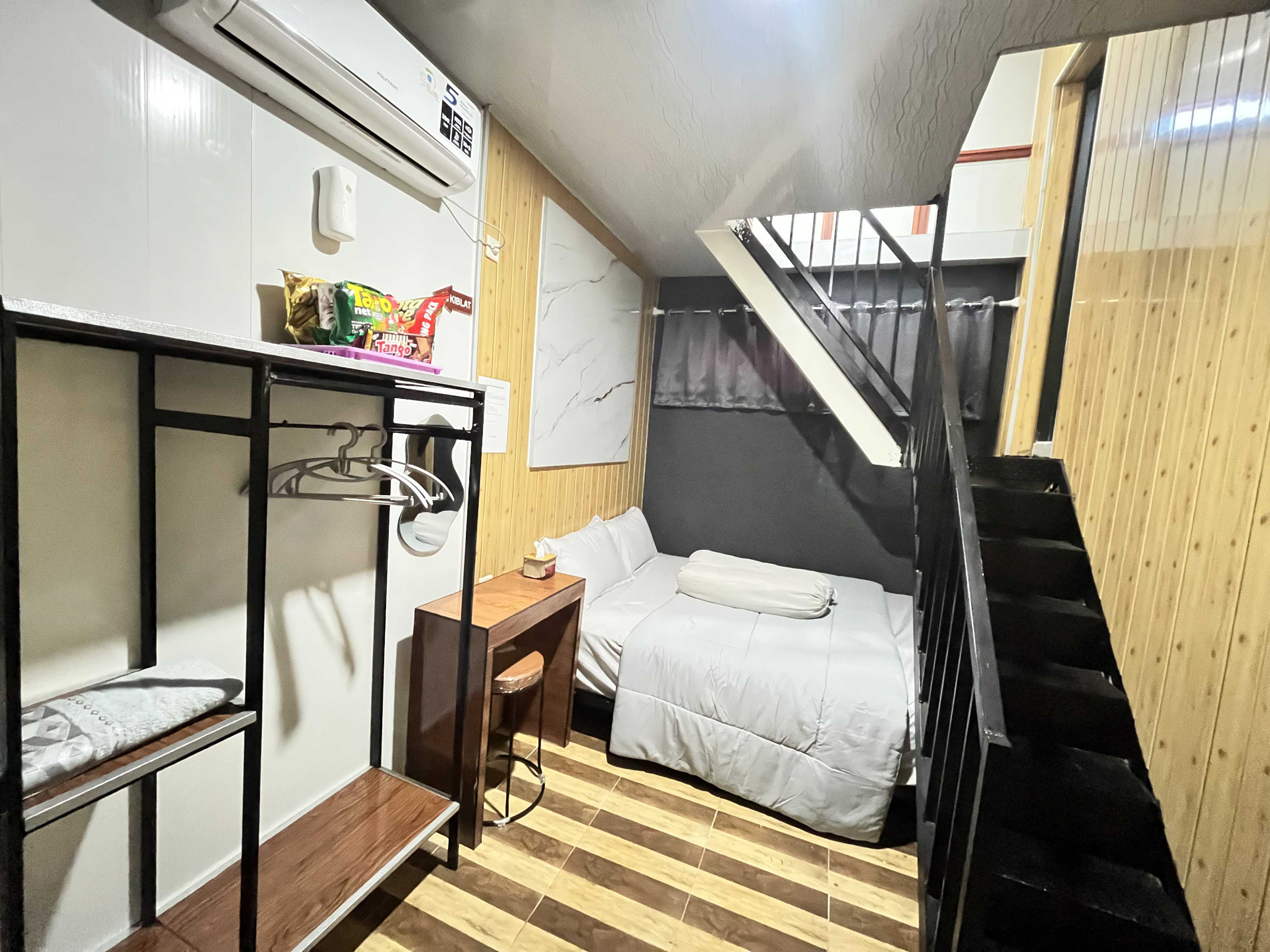 homestay container instagramable