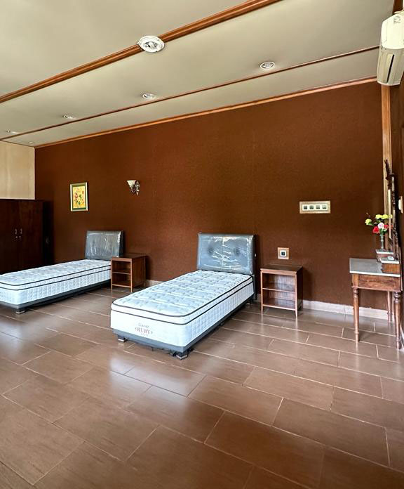kamar kost putri double bed banyuwangi