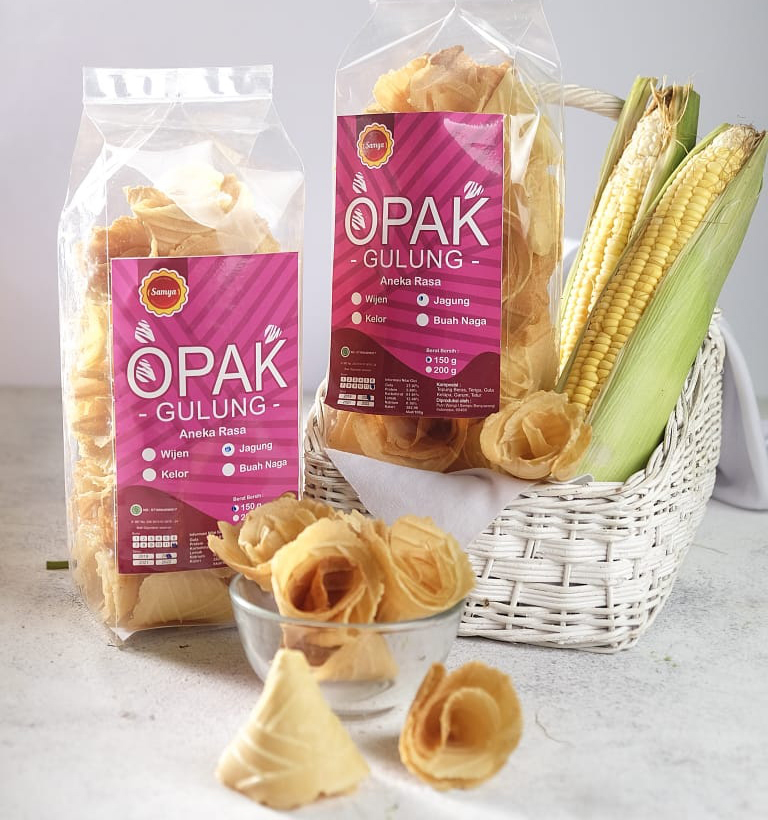 gambar kuliner banyuwangi, opak gulung, snack banyuwangi