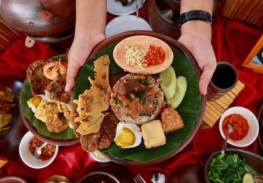 gambar kuliner khas banyuwangi, jeep ijen