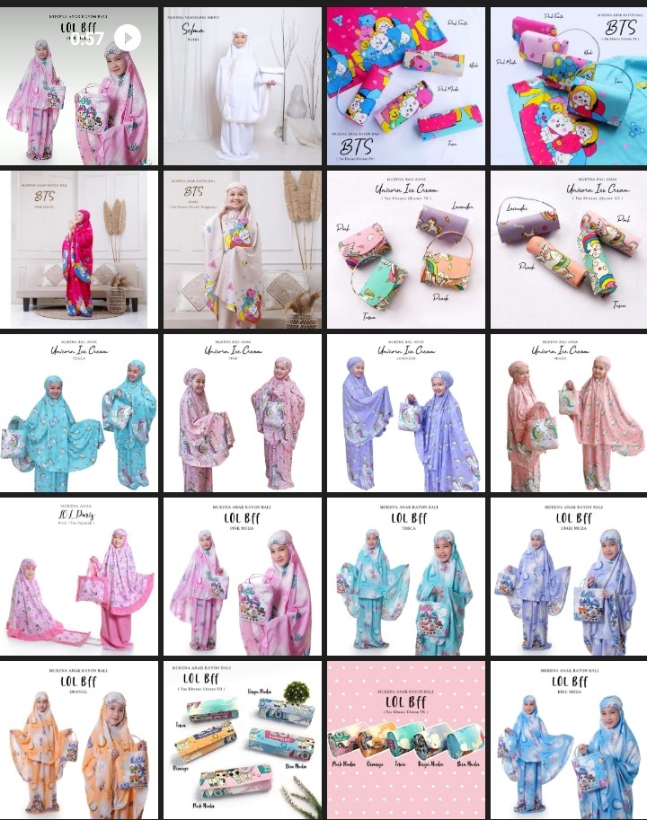 gambar Moeslimah Wear for kids. Paparan Gambar : <p><sup>Yerdapat gambar kolase mukena anak dengan berbagai model warna yang ceria untuk usia 2 tahun sampai 12 tahun</sup></p>