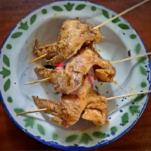angkringan banyuwangi, sate sayap taichan