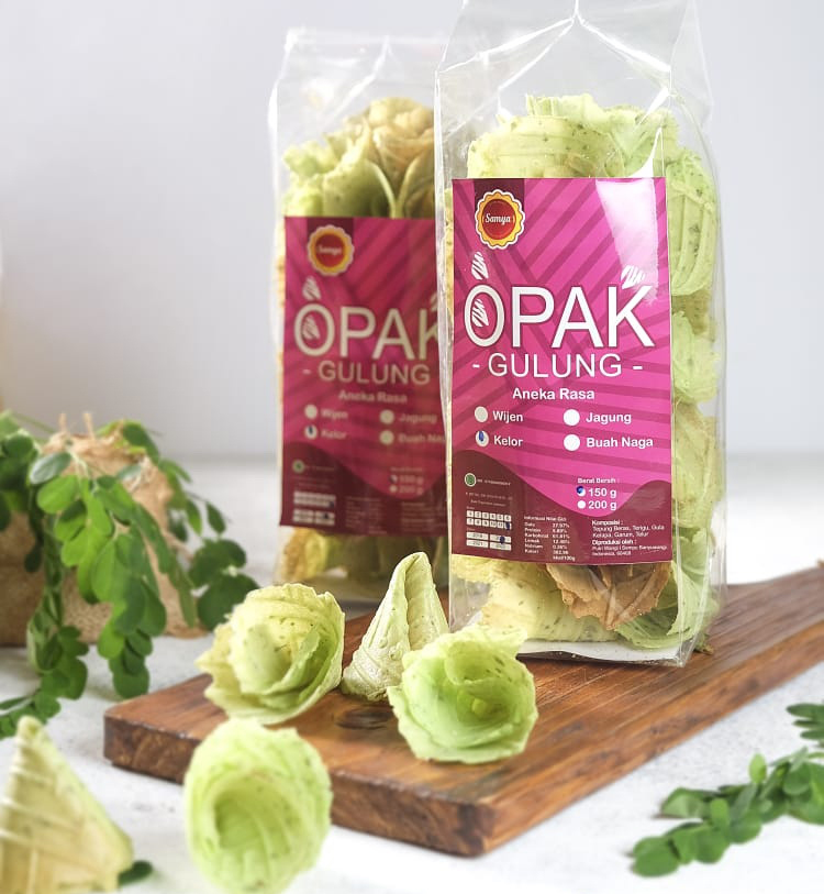 gambar snack banyuwangi, opak gulung, kuliner banyuwangi