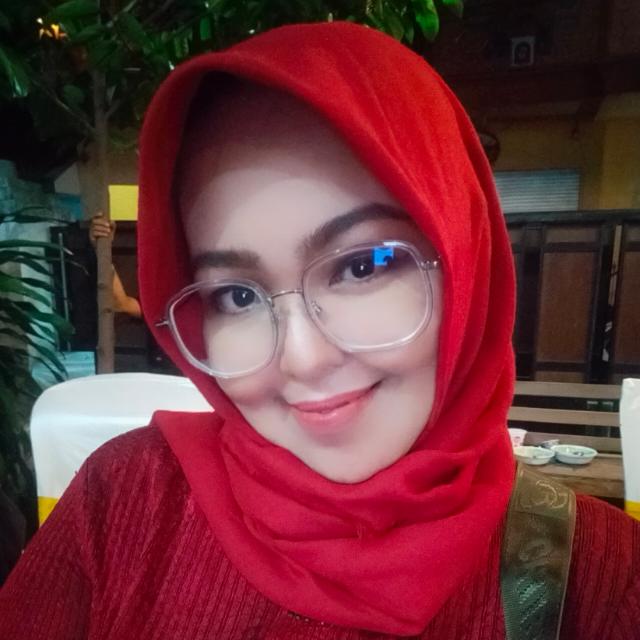 rina sulaiman, nur inayah, pelaku umkm, ukm ikm nusantara