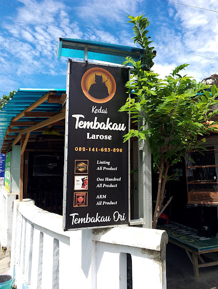 Titin Agen Tembakau Banyuwangi